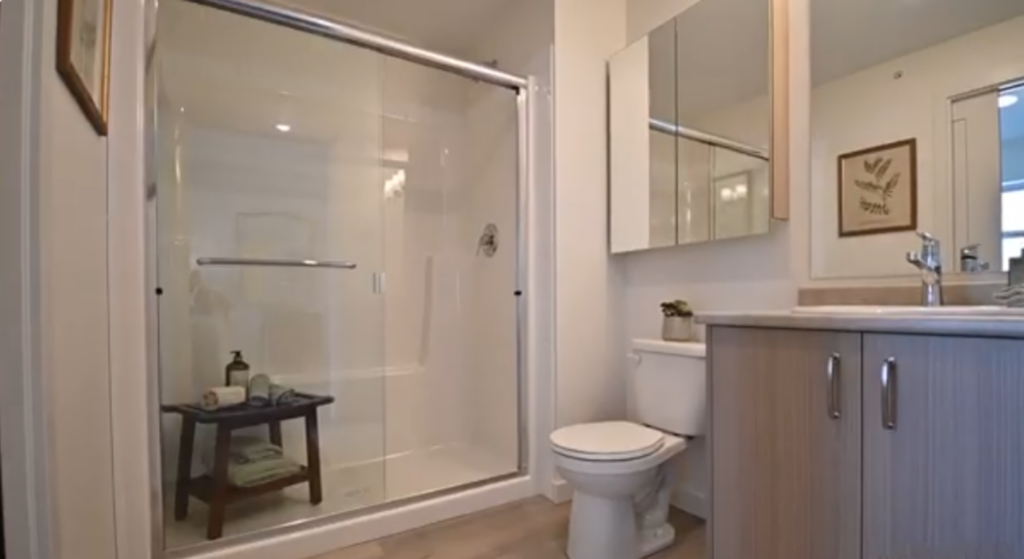 Braxton_Bathroom